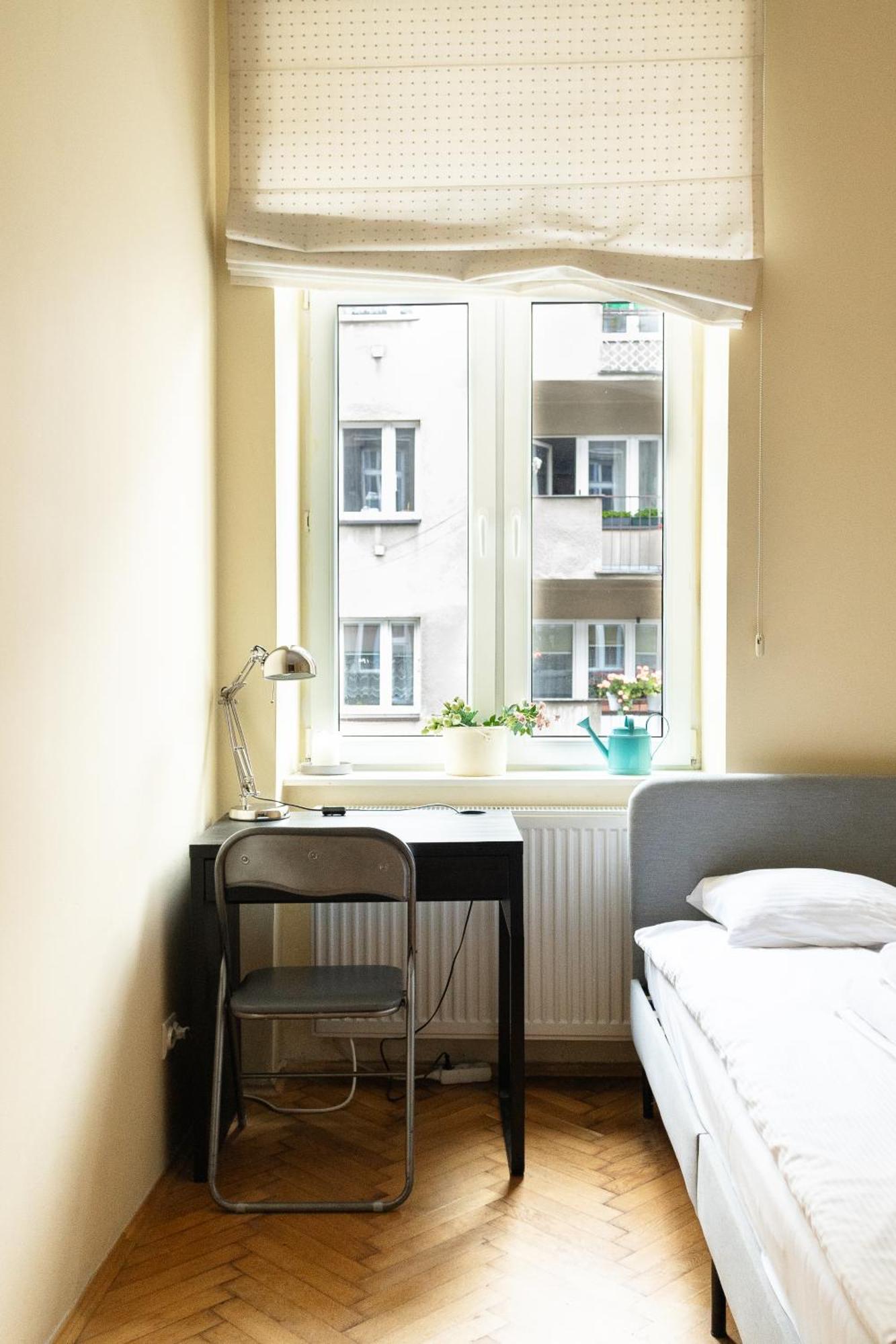 Homely 4 Bedroom Apartment - Old Town - By Upstairs Cracovia Esterno foto